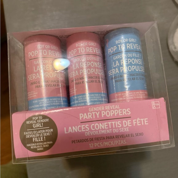 Gender Reveal Party Poppers - Picture 3 of 3